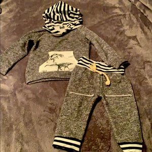 Baby boys clothes - adorable Dino print sweatsuit